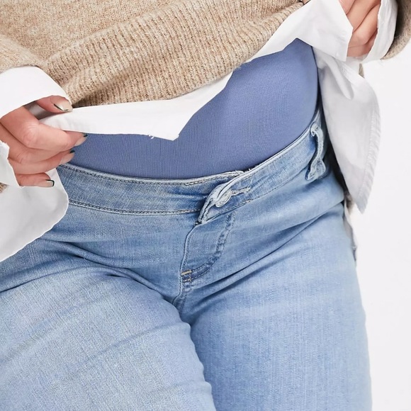 ASOS Maternity high rise skinny jeans in stonewash with over the bump waistband - Picture 2 of 7